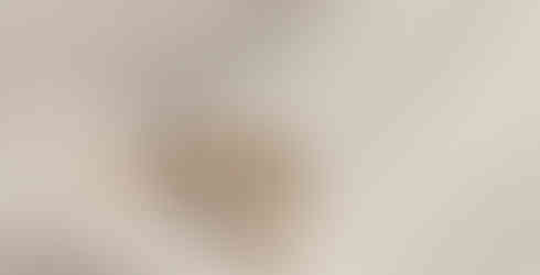 bague en or ciselé de deux coquelicots