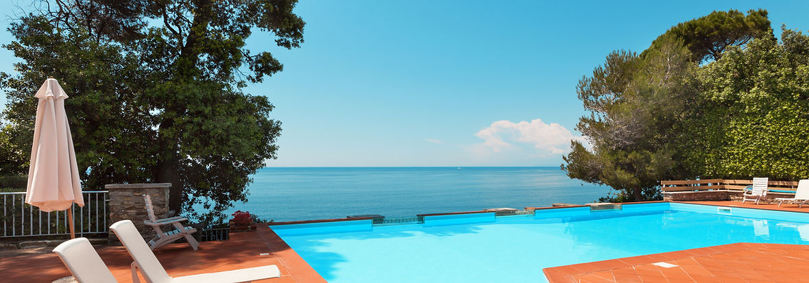 Villa Pool