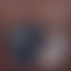 Twee kinderen laten hun lievelingsboeken zien bij de podcast Bende van het Boek - Vera Van Renterghem