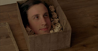 AU LOIN LES NUAGES de Sarah Hafner