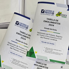 IEPTB e IRTDPJ GO distribuem 350 exemplares da tabela de custas em Braille à cartórios