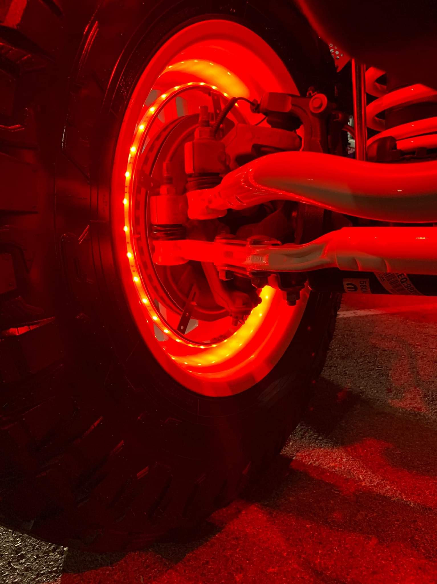 (RGB+W) LED Wheel Rings Set - Runs Off Rock Light Controller | infinite ...