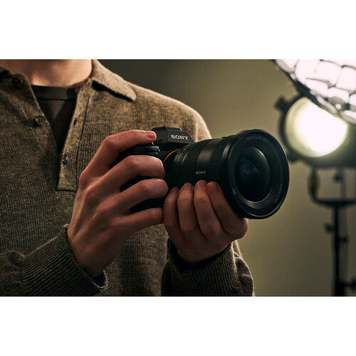 Thumbnail: Sony a7R VI Mirrorless Camera