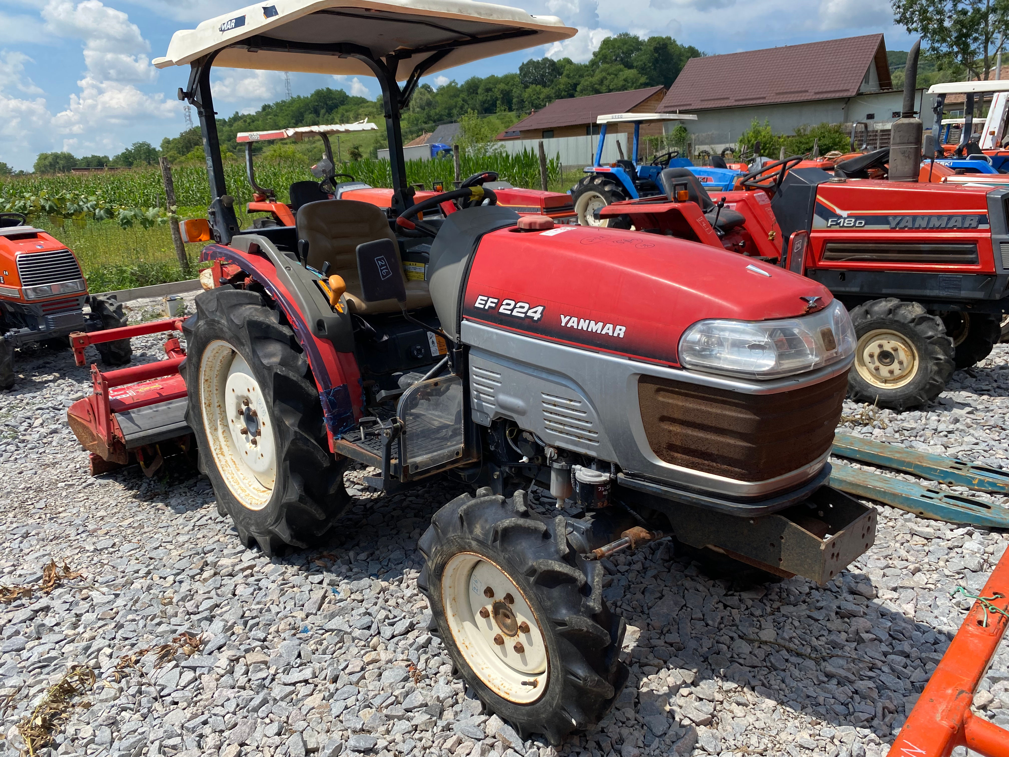 YANMAR EF224