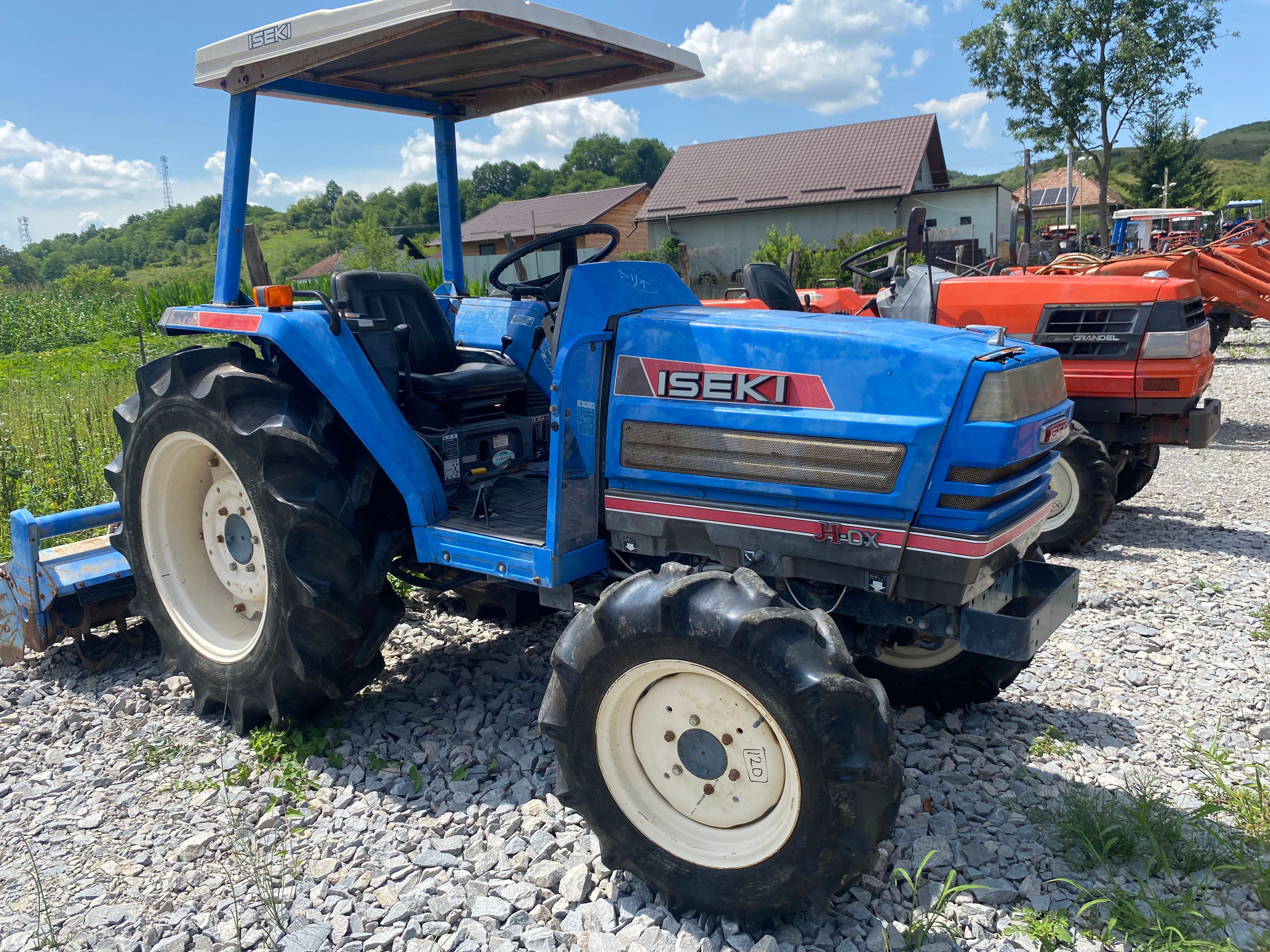 ISEKI TA317
