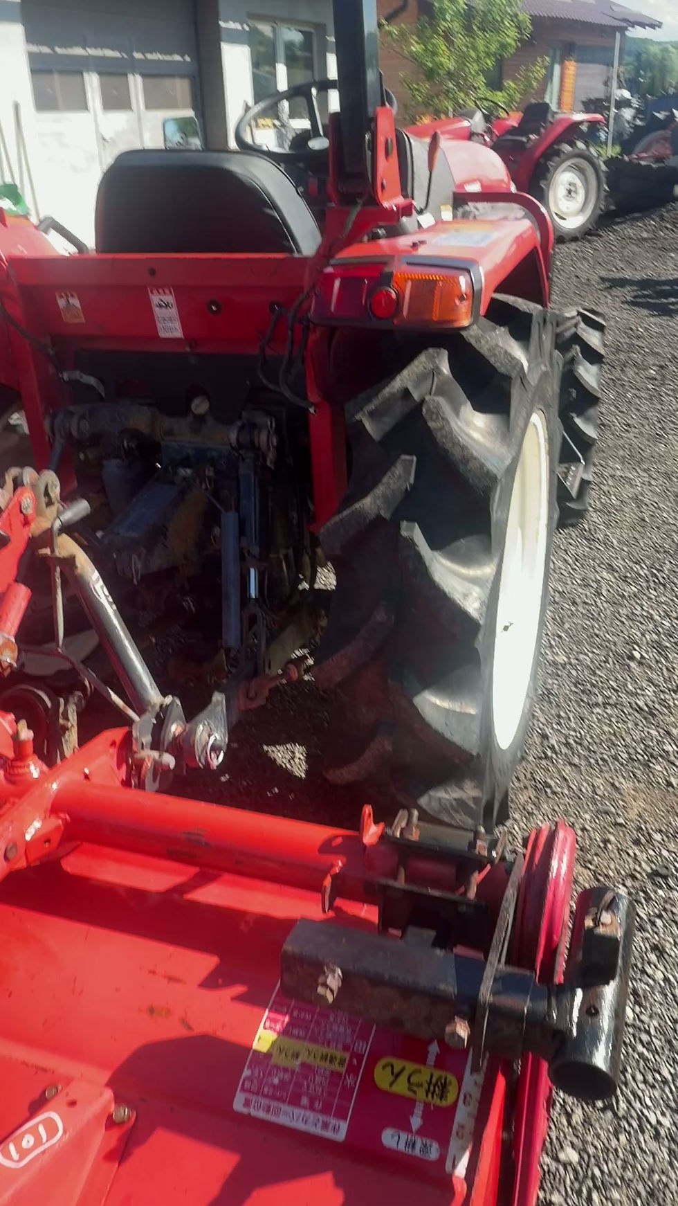 Miniatură: Yanmar EF326