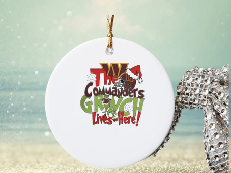 the commanders grinch lives here christmas ornament Circle