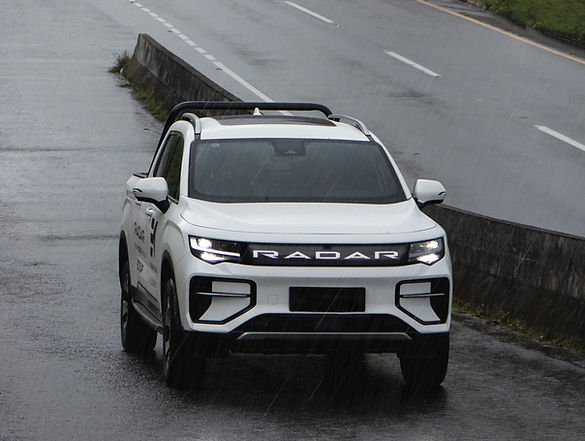 Radar camioneta eléctrica