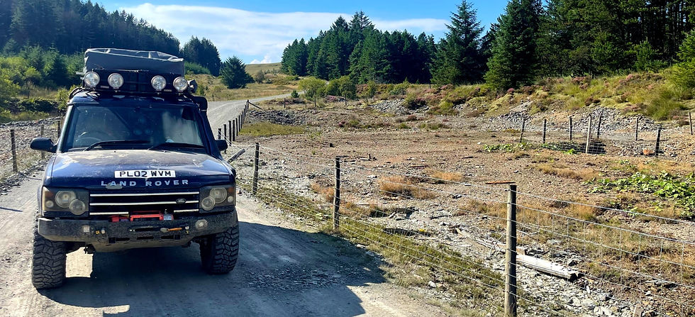 Land Rover Discovery M57 4x4 Laurence and the Machine