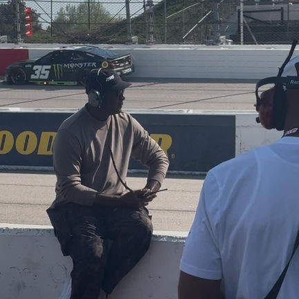 Reddick Overcomes Wild Day, Earns First Darlington Win!