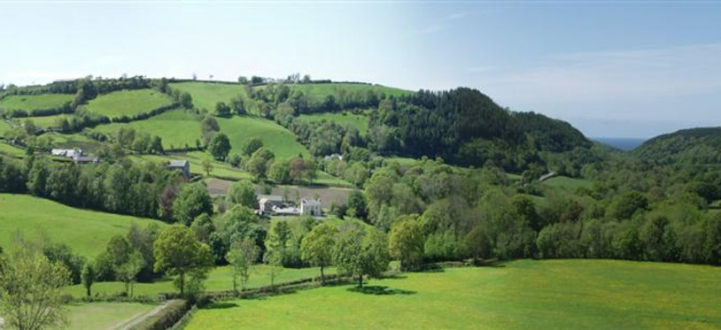 Llaethliw-01.jpg