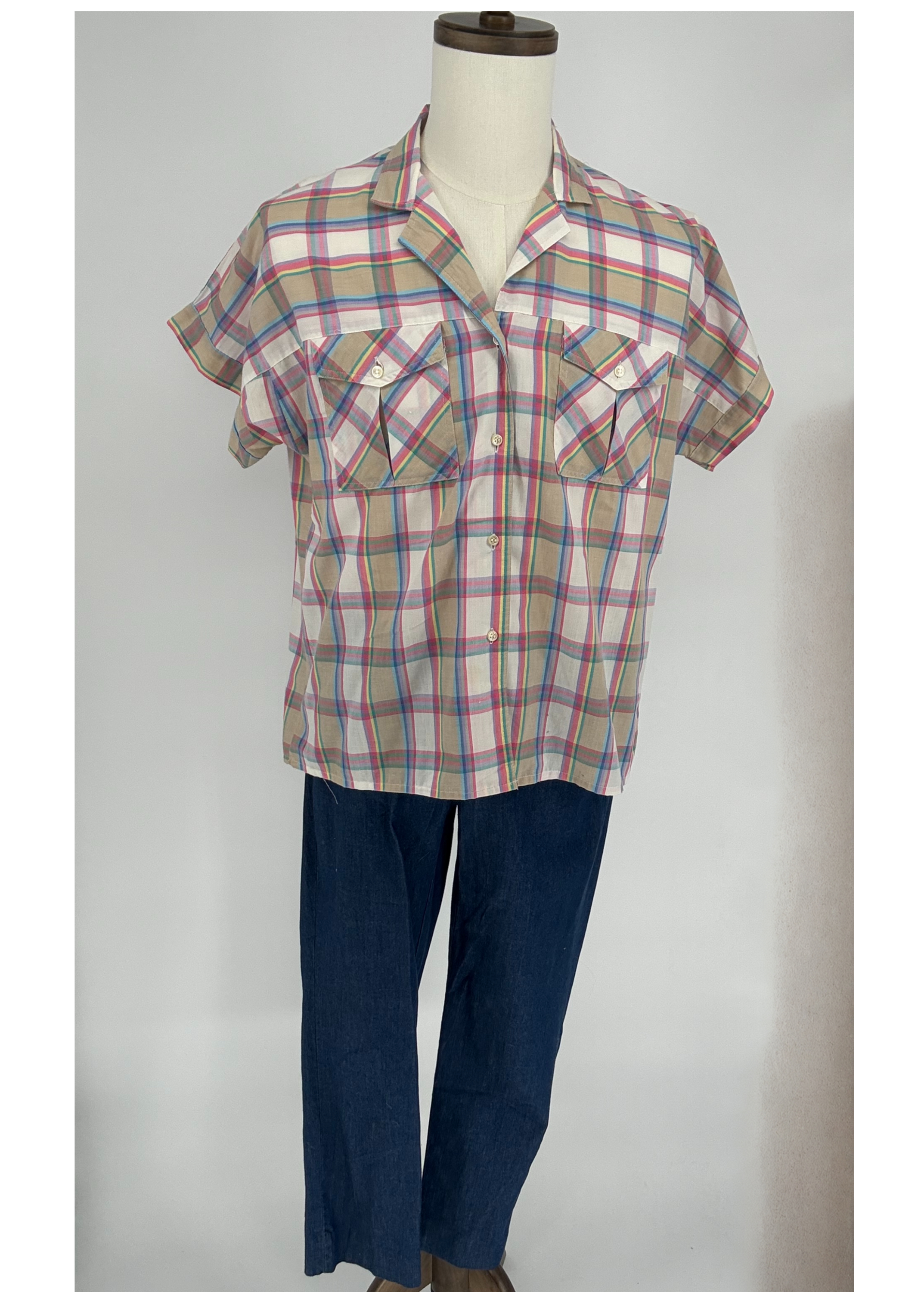 Vintage 1983 Pastel Plaid Evan Davies by Sears, Roebuck & Co. Short Sleeve Button Up Shirt Front