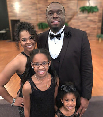 FAMILY PIC STANDING.jpg