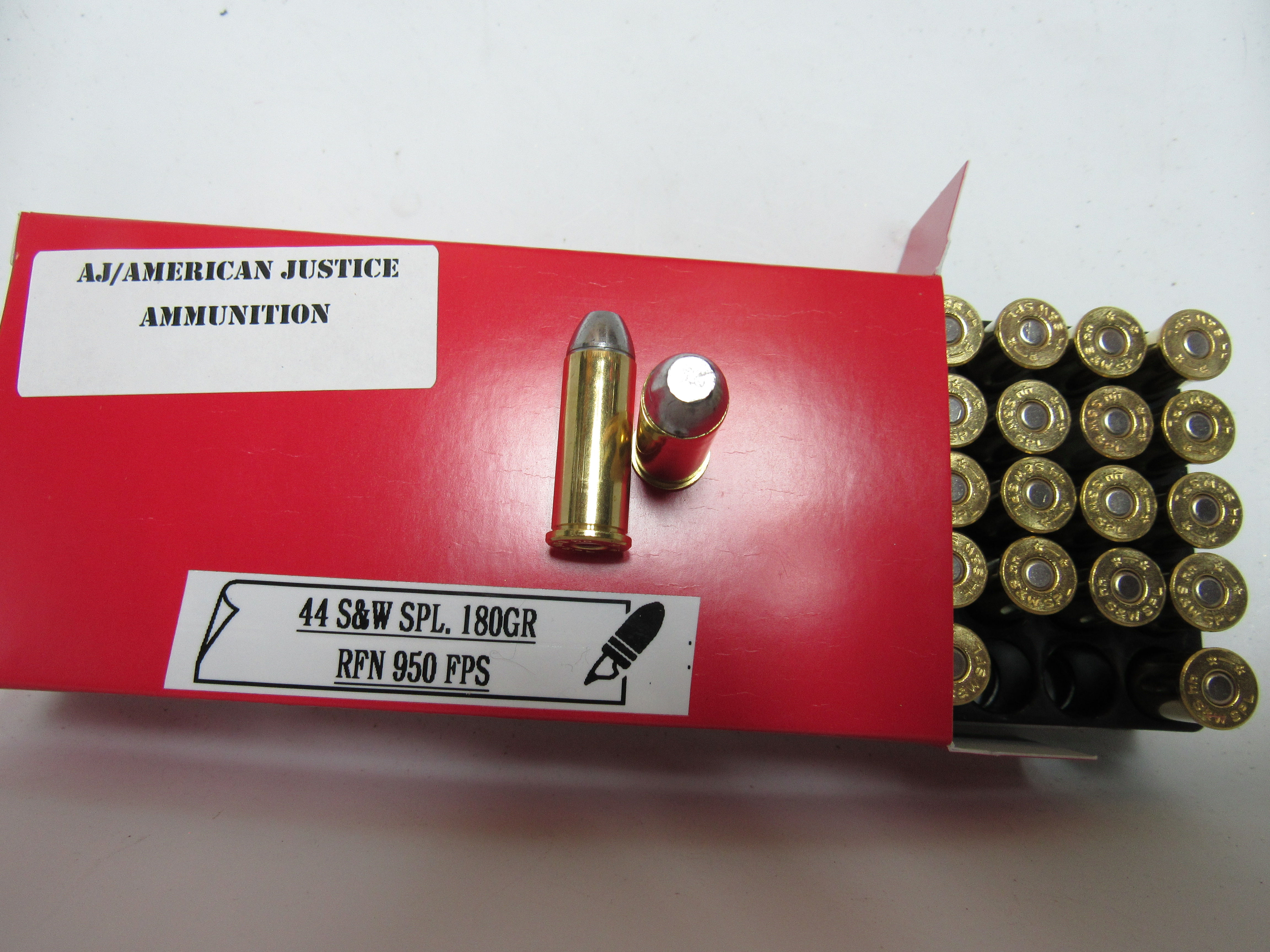 44 S&W spl. 50pcs. 900fps. 180gr. hard cast RFN new