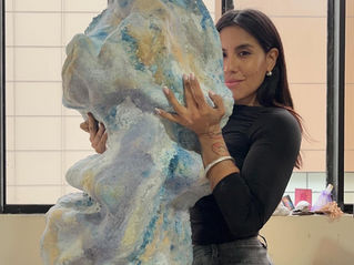 Maria Paz Mejía, artist and founder of Unu Papel Studio