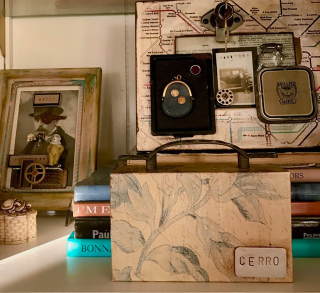 Assemblage art back with CERRO plate