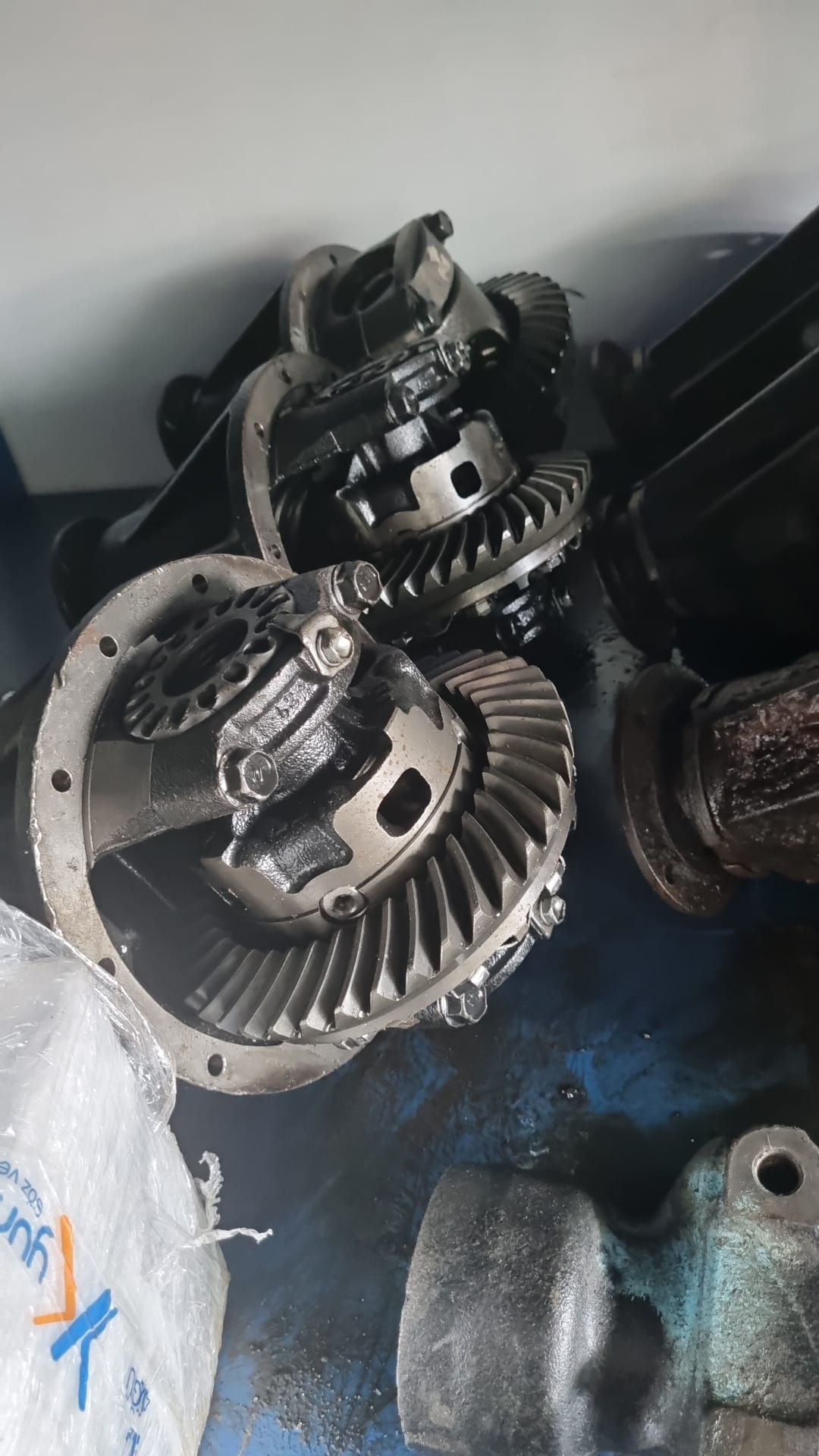 TOYOTA HİLUX ARKA DEFRANSİYEL DİFRANSİYEL