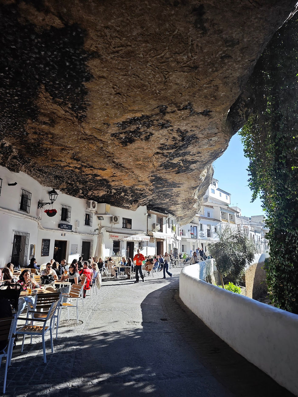 Setenil de las Bodegas