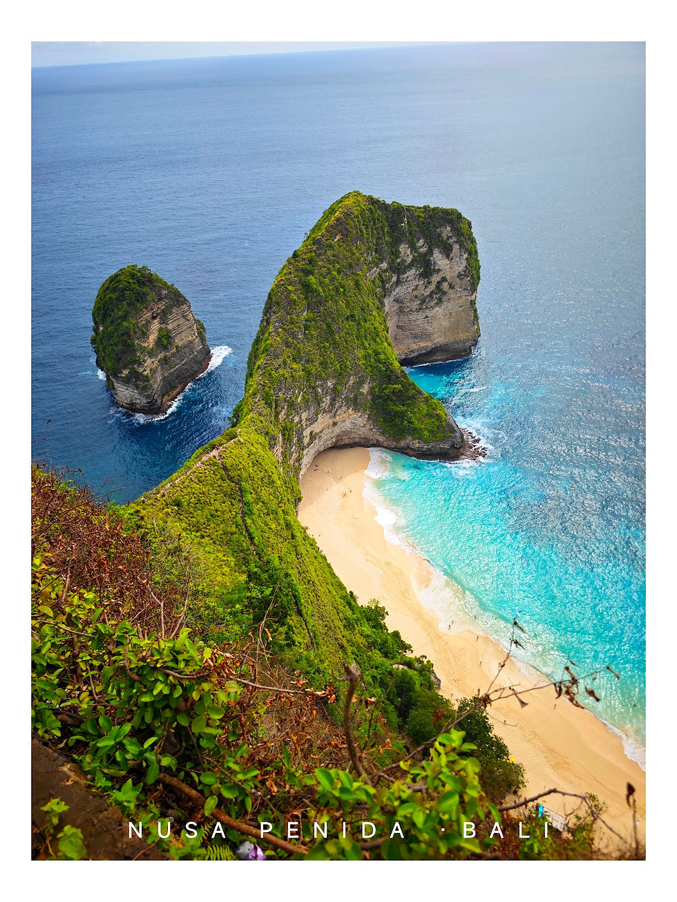 Kelingking Beach on Nusa Penida in Bali