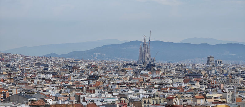 Barcelona by 4BTravelGuide.com