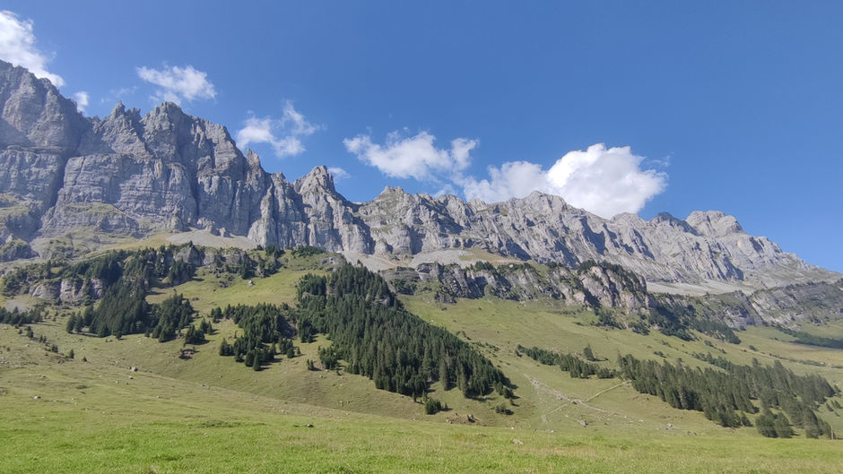 Switzerland - Klausenpass: A Ride Through Alpine Majesty and Untamed Beauty