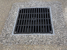 Photo d'un drain réparé.