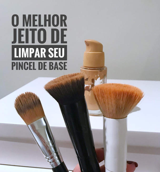 Como limpar pincéis de base