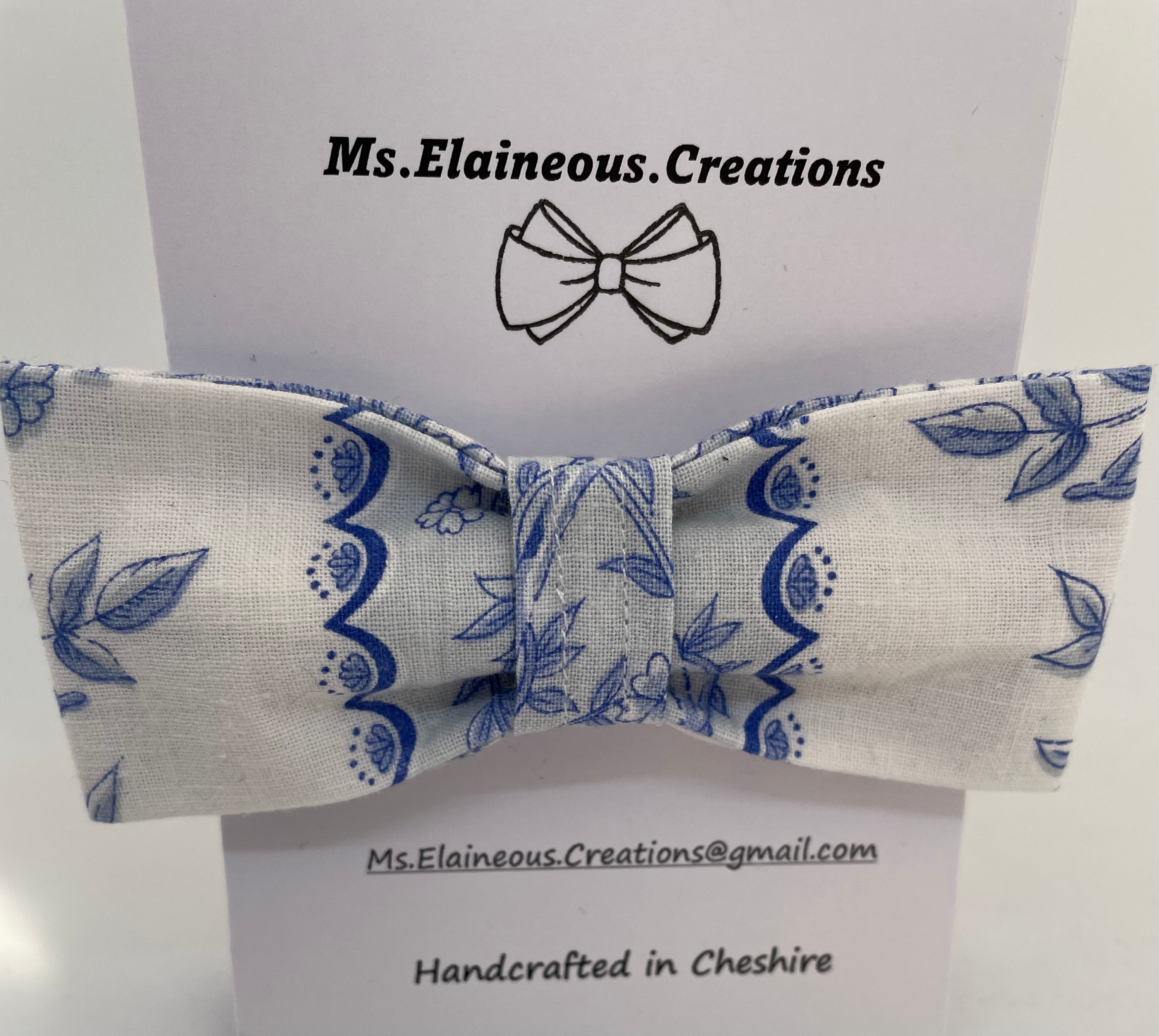 MEDIUM dog bow tie in cool white with blue details