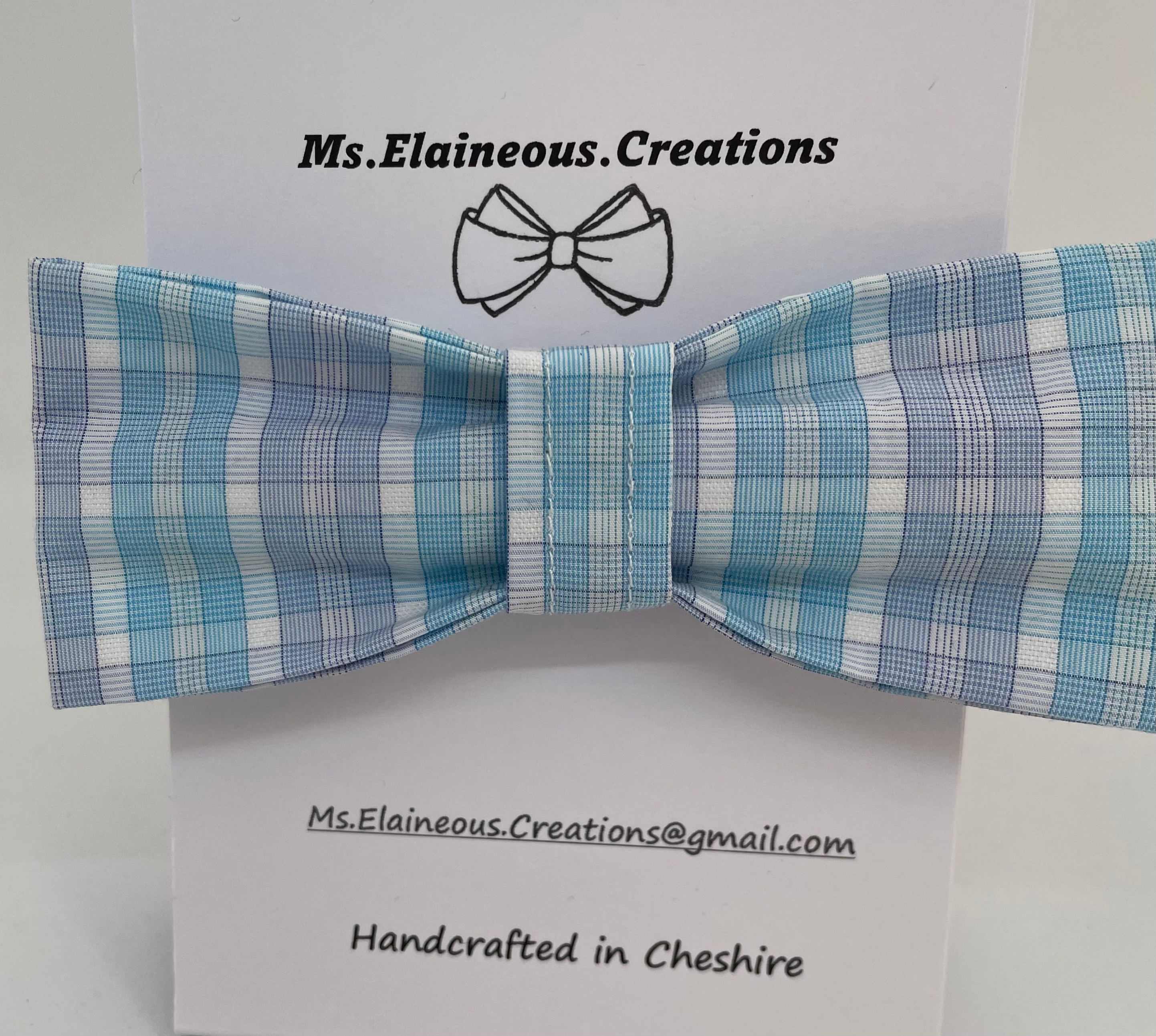 MEDIUM dog bow in pale blue, white and mid-blue check