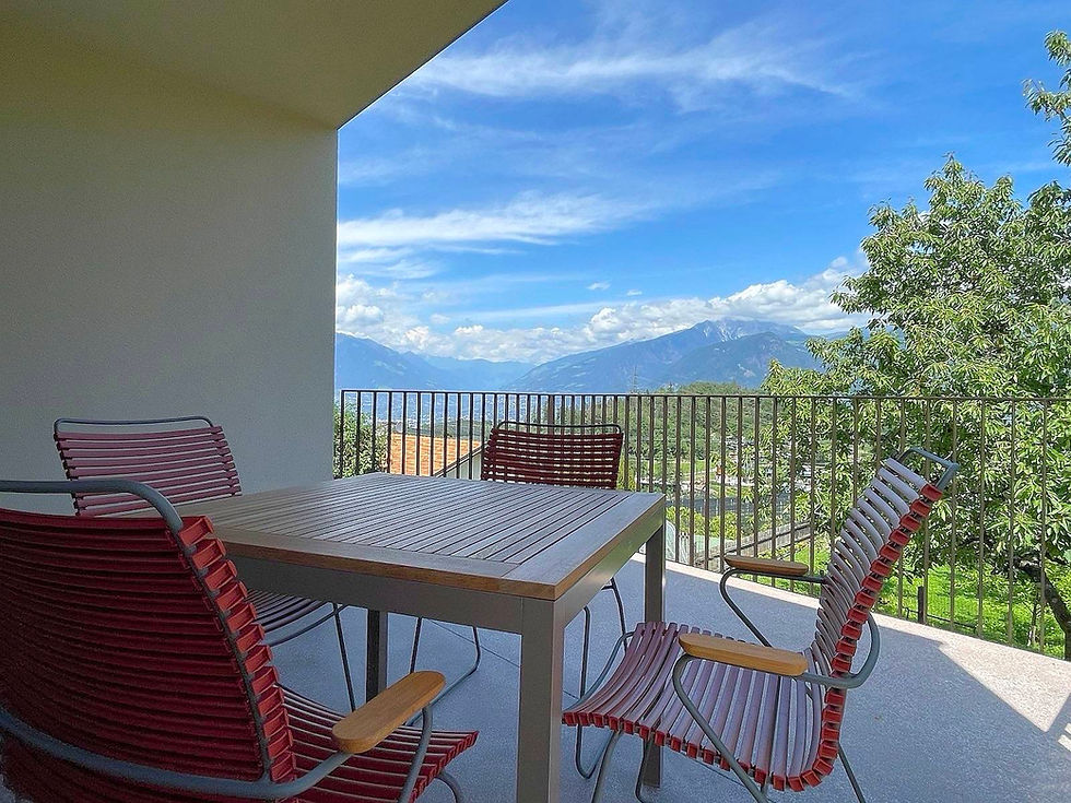 Terrasse mit Sitzgruppe