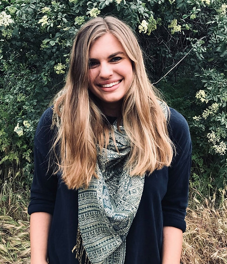 Dannah DeVore headshot.jpg