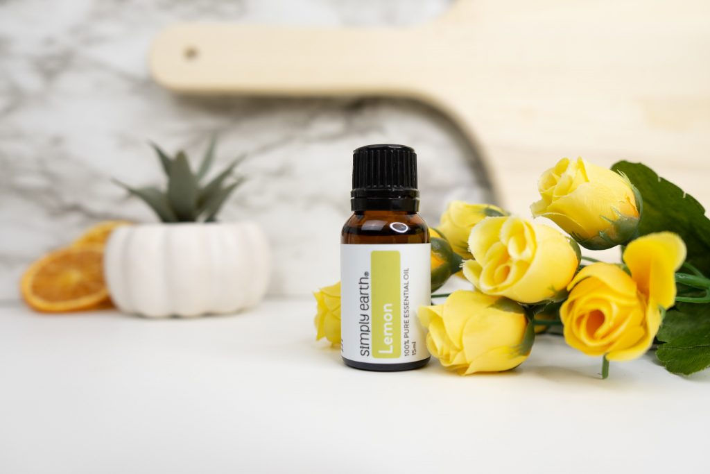 Lemon Essential OIl