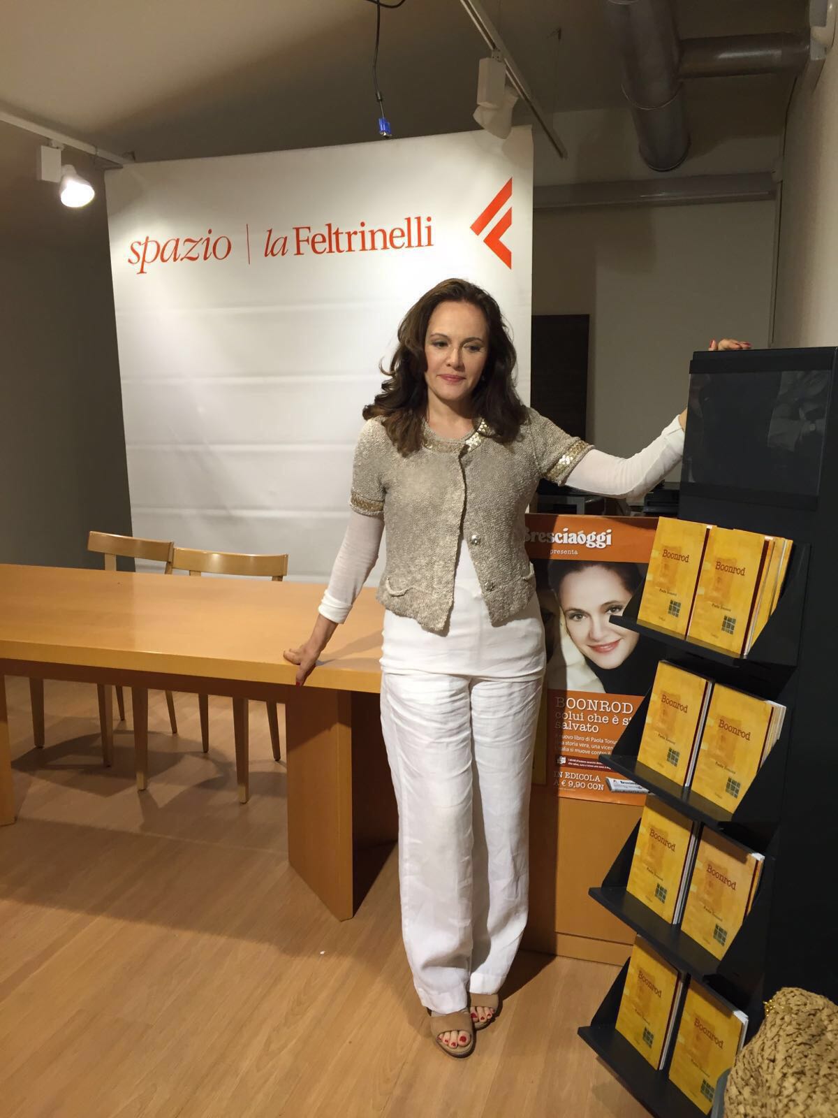 La Feltrinelli, Brescia June 2016.1