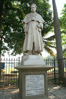 220px-Ranade_Statue