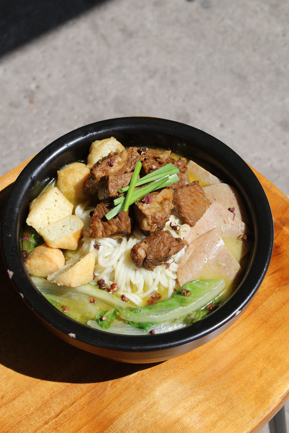 AZ TEN SECONDS NOODLES