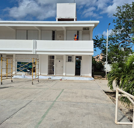 Pintura Comercial y Corporativa Transformamos espacios de trabajo y puntos de venta en entornos inspiradores: Locales Comerc