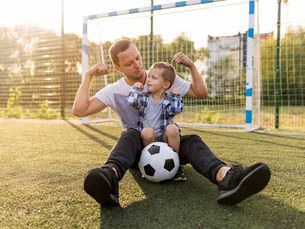 Latih Bakat Anak! Begini Cara Seru Main Bola