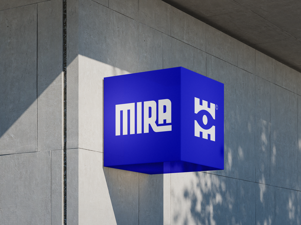 Square_Signboard_Mockup_1