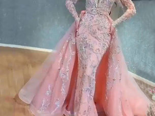 Classic Yet Modern: The  Can’t-Resist Prices 2023 spring new Europe  the United States sexy tail extended evening gown pink sequin V-neck sargent gold dress