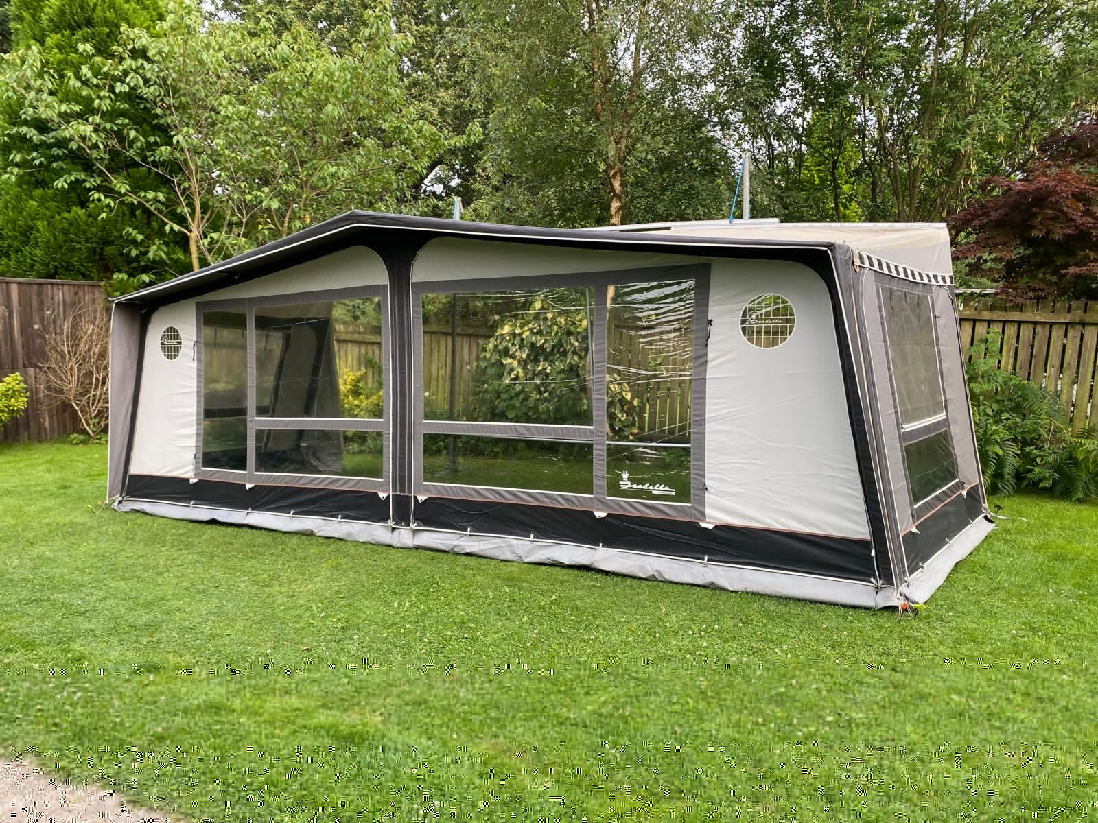 Isabella Ambassador Size 18 (1075-1100cm) Coal/Slate/Chalk