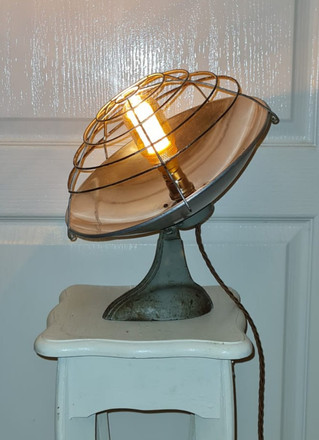 Curved Vintage Heater Lamp