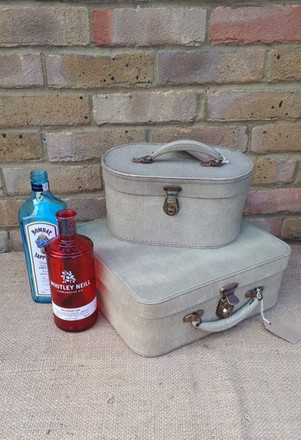 Ladies Overnight and Vanity Case Set