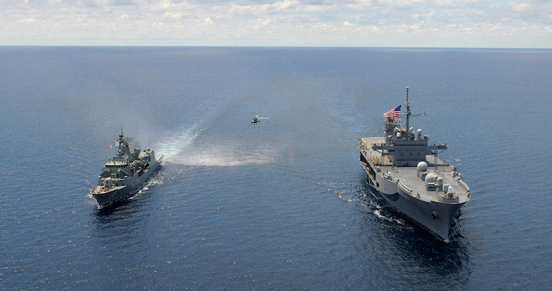 Image credit: COMSEVENTHFLT (Flickr: Creative Commons)