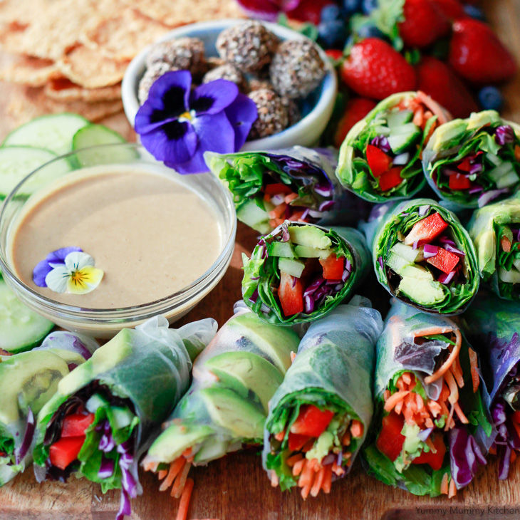 GRUBROOM: Ghostly Spring Roll or Rainbow Summer Roll