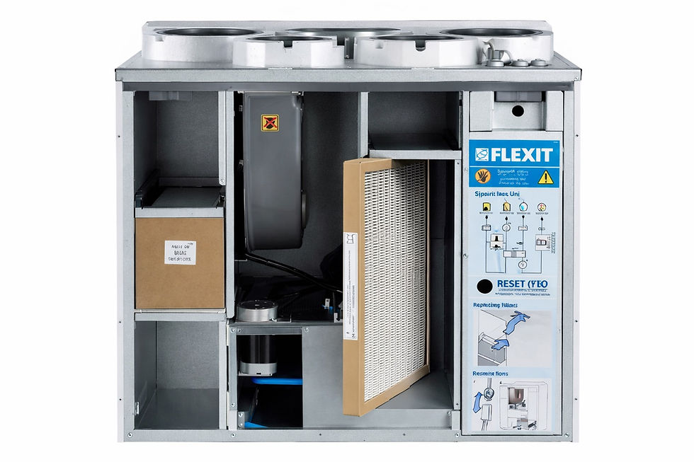 Innsiden av Flexit ventilasjonsaggregat under service og filterbytte.