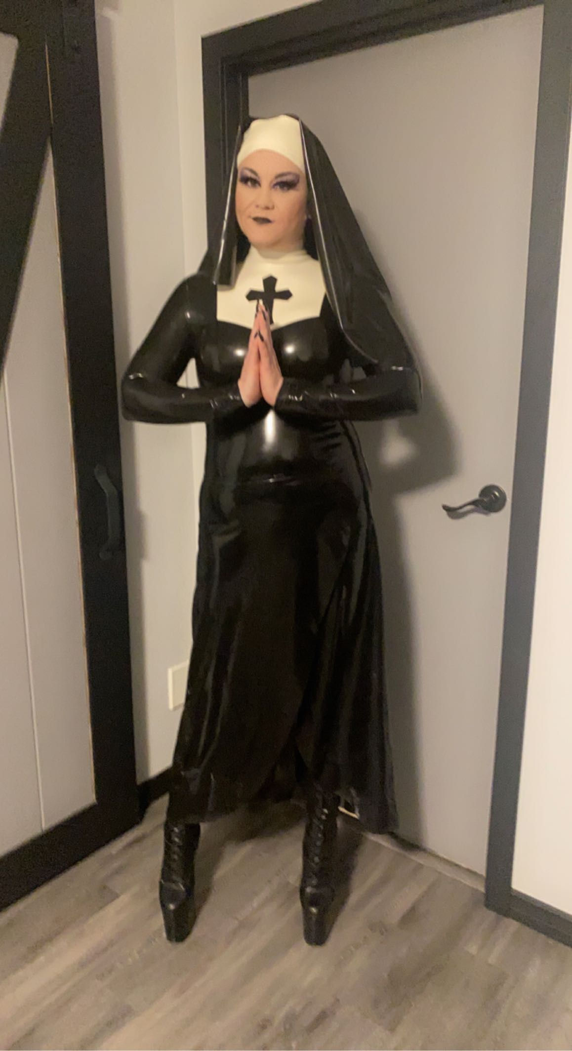 latex nun