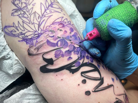 watercolour tattooing process, tattoo needle