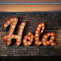Hola-Schildanzeige