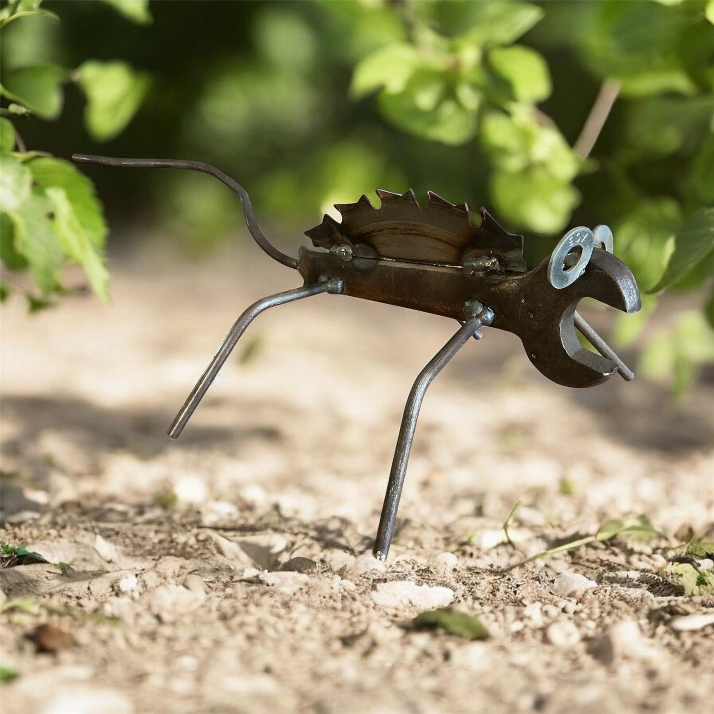 Metal Iguana