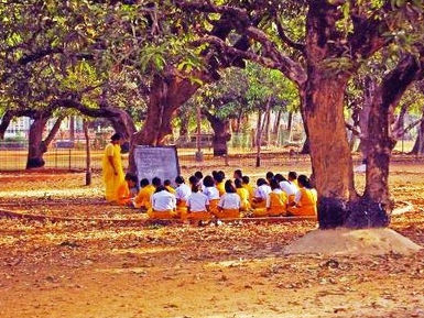 The Deforming Reform: Education in 18th Century India